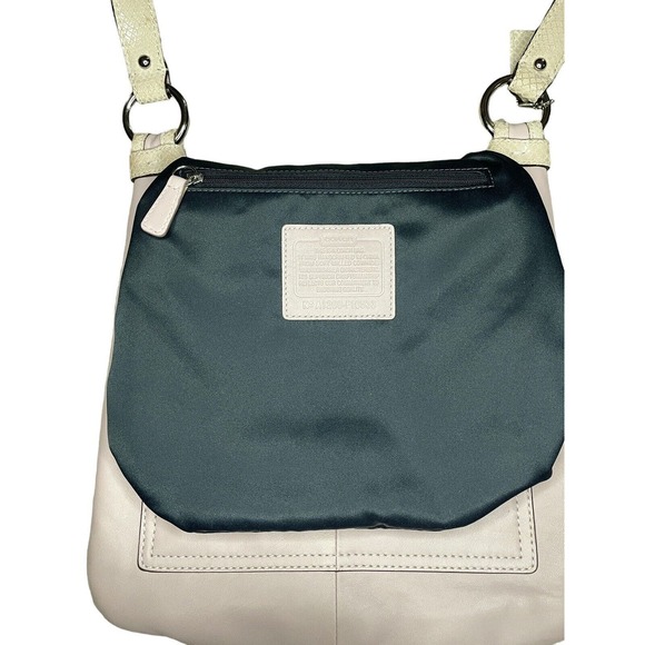 COACH F16533 Penelope Lavender Leather Snakeskin Trim Crossbody Purse Bag - Picture 6 of 13